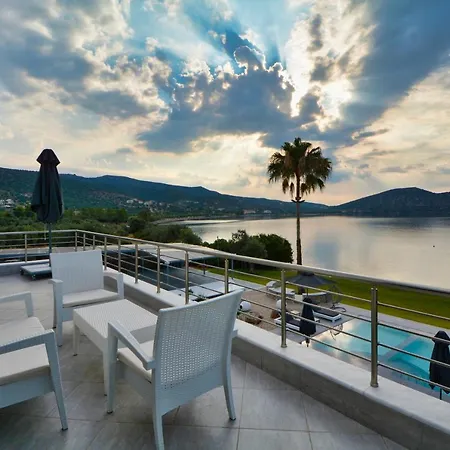 Dardiza Boutique Hotel *