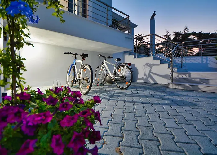 Отель Dardiza Boutique Эрмиони